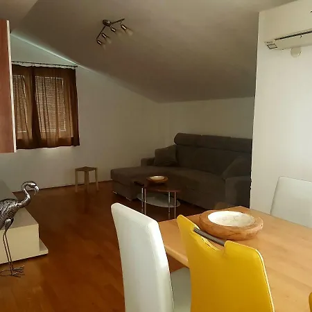 The Orange House Apartment Izola Exterior photo