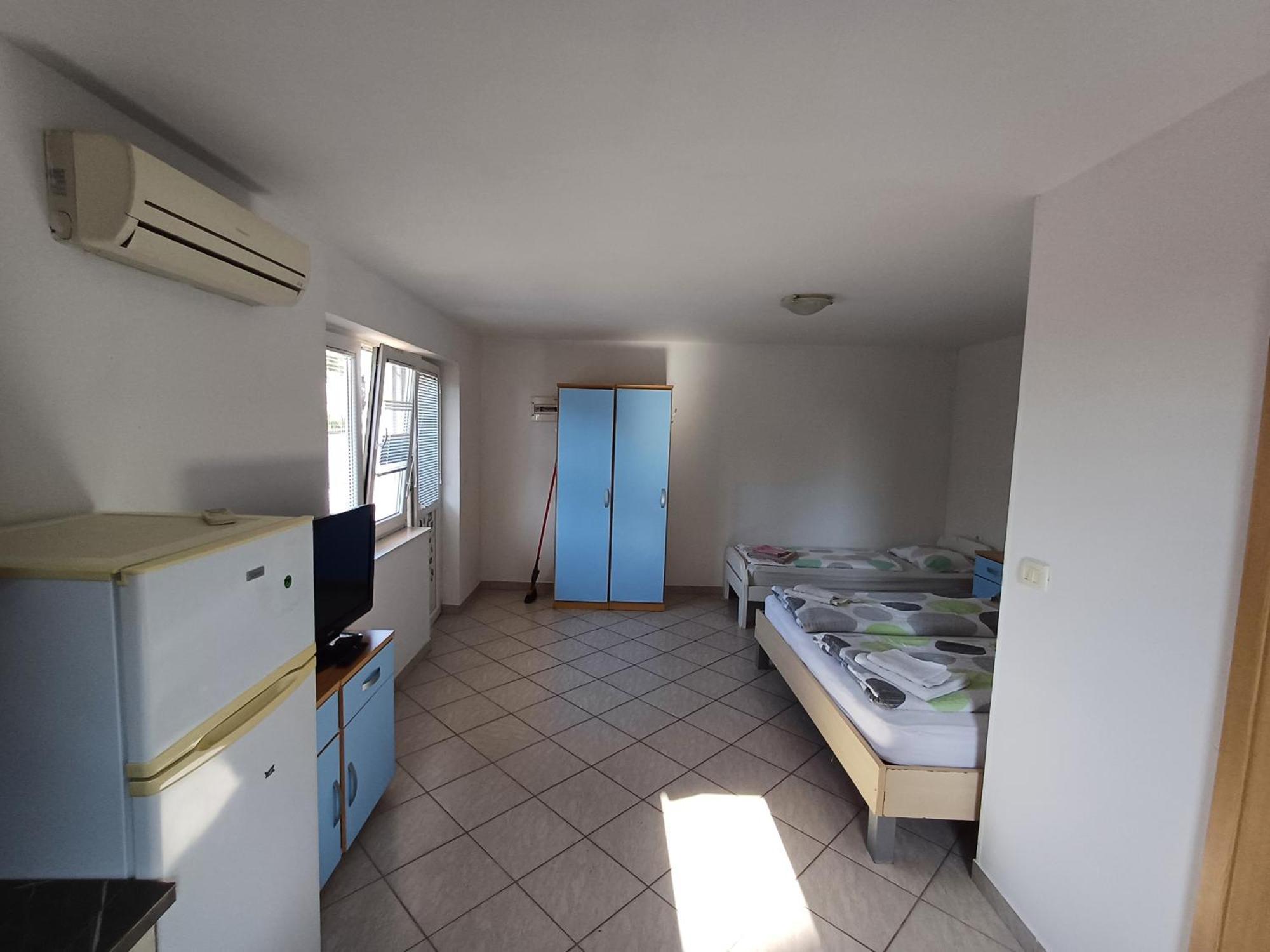 The Orange House Apartment