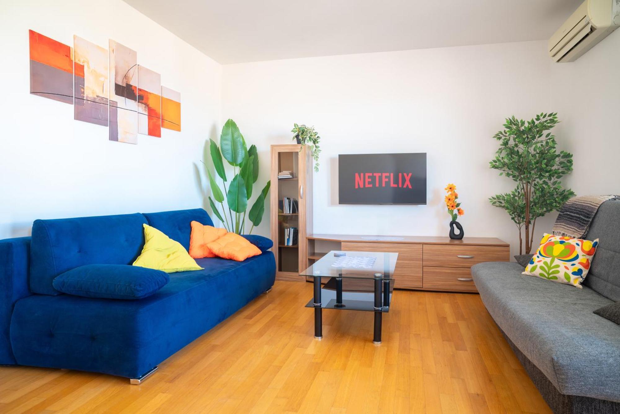 Apartma The Orange House