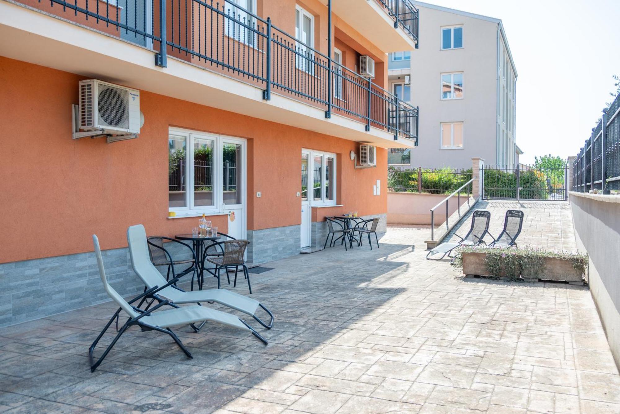 Apartment The Orange House Izola